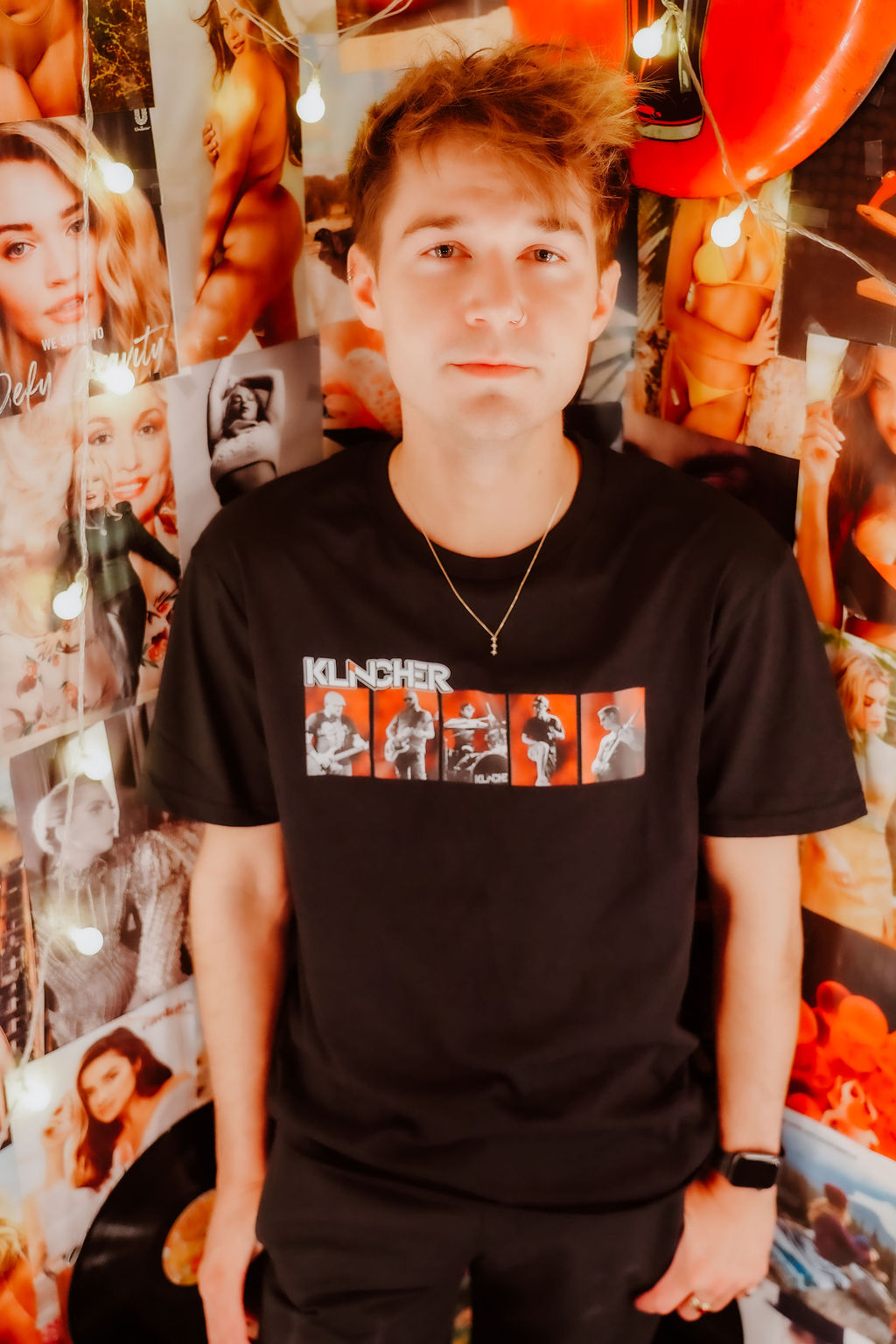 Klincher Band Red background Tee