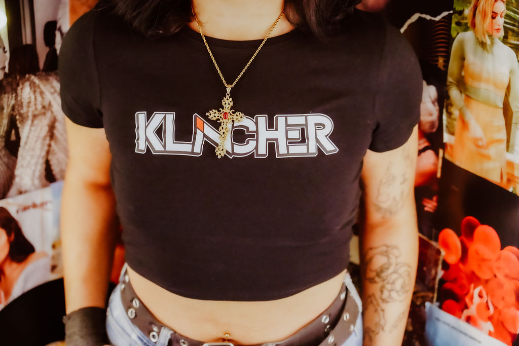 Black Crop Top T-Shirt with Klincher Logo - Image 3